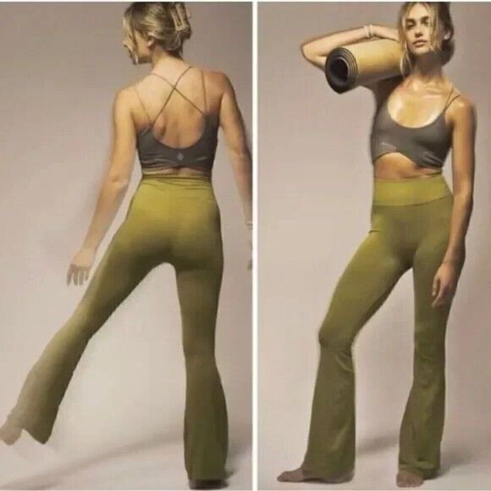 Free People‎ Movement Good Karma Flare Leggings M/L Olive Green Ribbed Pull On